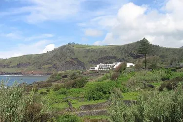 Hotel Caloura Resort