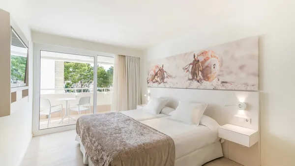 Iberostar Royal Cristina (2).jpg