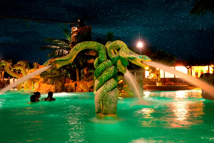 Waanzinnige waterpret bij Riviera