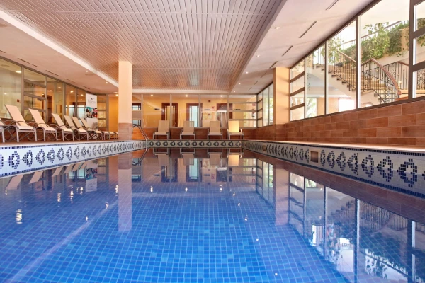 Zafiro Cala Mesquida