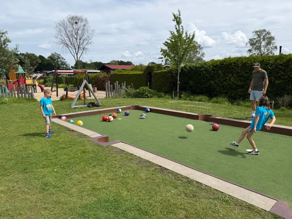 REVIEW: Nola & Moos genieten bij Recreatiepark De Boshoek
