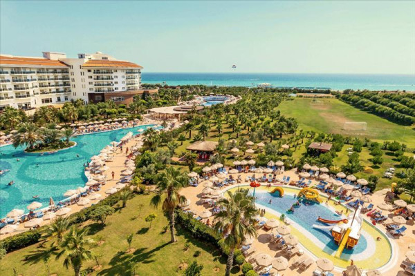 Sea World Resort & Spa