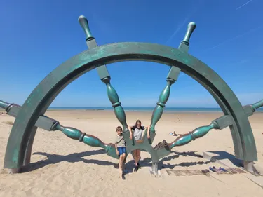REVIEW: Zon, zee, strand én achtbanen aan de Belgische kust