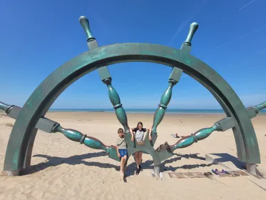 REVIEW: Zon, zee, strand én achtbanen aan de Belgische kust