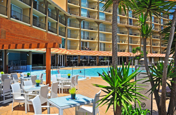 Aparthotel Four Views Oasis