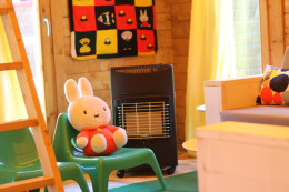 Dikke pret in een themahuisje!