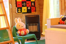 Dikke pret in een themahuisje!