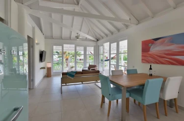 TIME TO SMILE Chogogo Curacao 