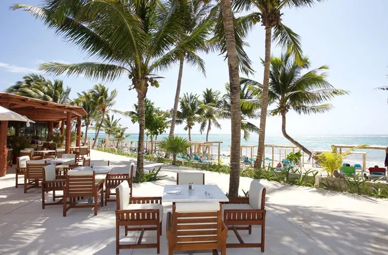Akumal Bay Beach & Wellness 
