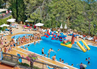 Camping Cala Llevadó