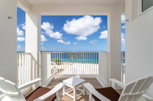 TIME TO SMILE Chogogo Bonaire