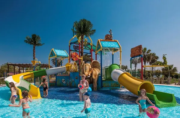 TUI BLUE Side Family Resort