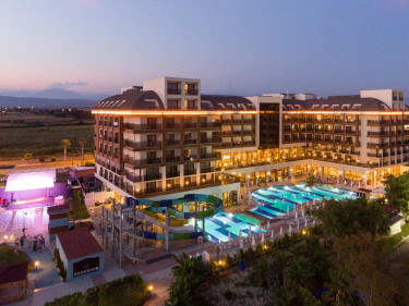 Hotel Glamour Resort & Spa