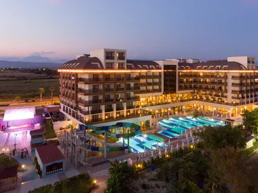 Hotel Glamour Resort & Spa