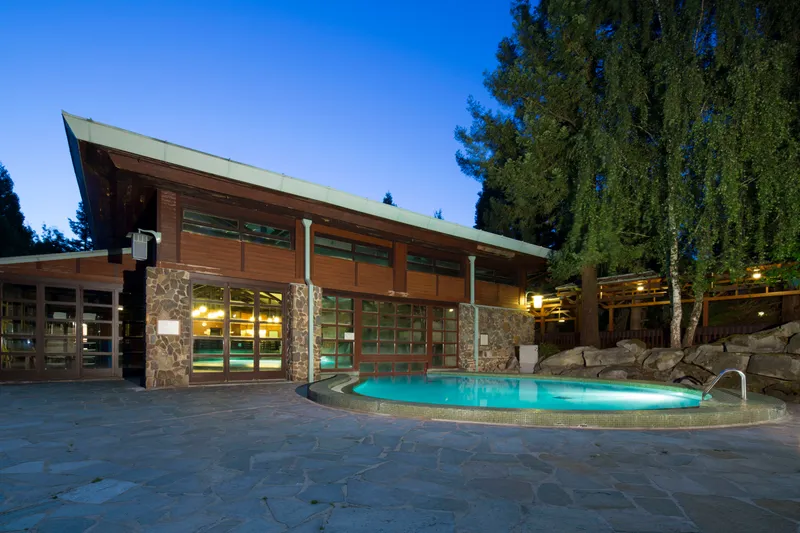 Disney's Sequoia Lodge