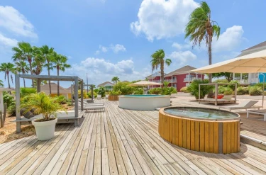 TIME TO SMILE Chogogo Curacao 