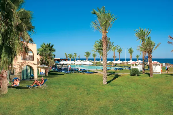 Grecotel Royal Park (13).jpg