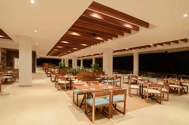 SPLASHWORLD Royalton Splash Riviera Cancun