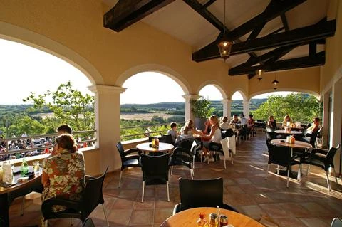 Camping Domaine Le Pommier