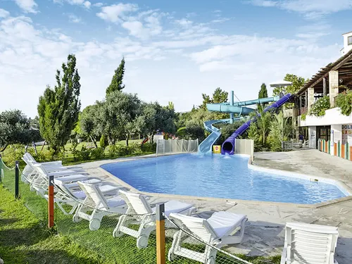 Coral Beach Hotel & Resort