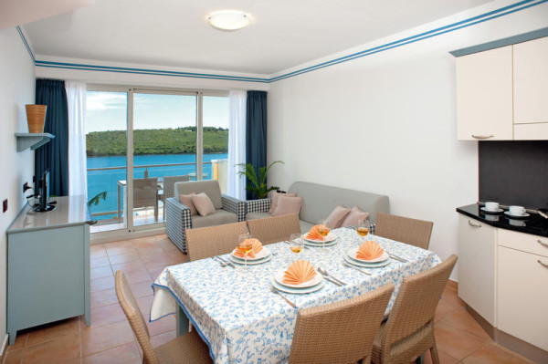 Aparthotel Del Mar
