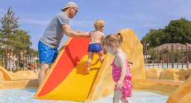 Uniek overnachten op Recreatiepark De Boshoek