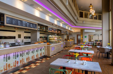 SPLASHWORLD Leonardo Laura Beach & Splash Resort 