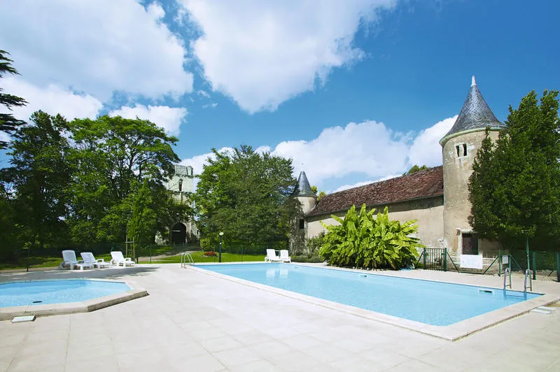 Camping Le Petit Trianon 