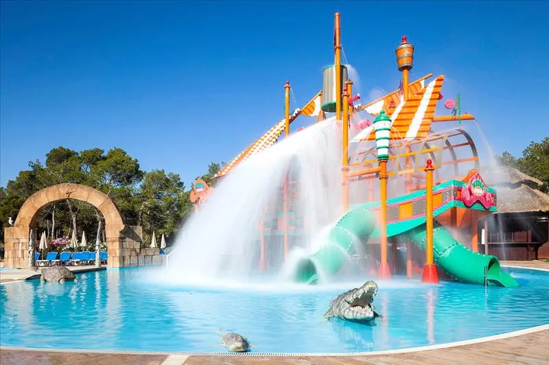 Invisa Figueral Resort