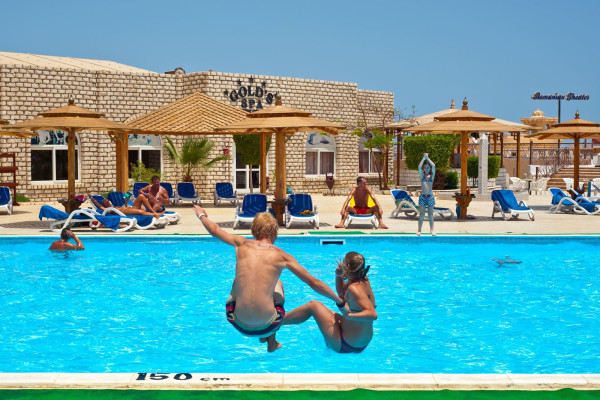 hotel-aladdin-beach-resort (3).jpg