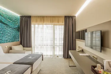 aqua-paradise-hotel (7).jpg