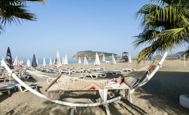 Blue Wave Suite Hotel