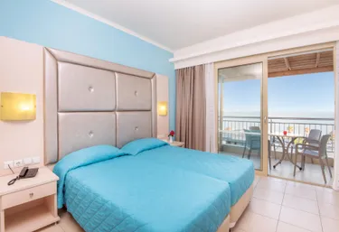 grand-blue-beach (6).jpg