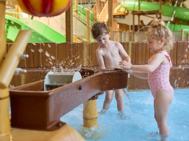 lake_resort_beekse_bergen_etsi_pool_peuterbad_spelen_kinderen-2.jpg