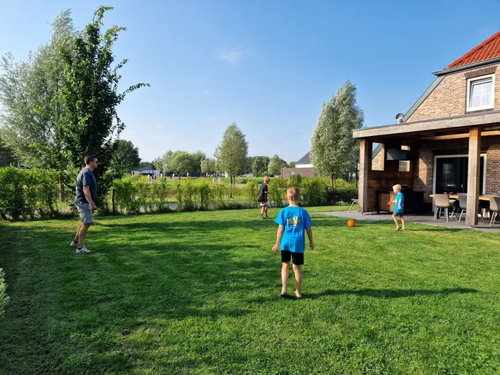 Heerlijk veel ruimte rond de bungalow