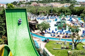 SPLASHWORLD Aqua Bay.jpg