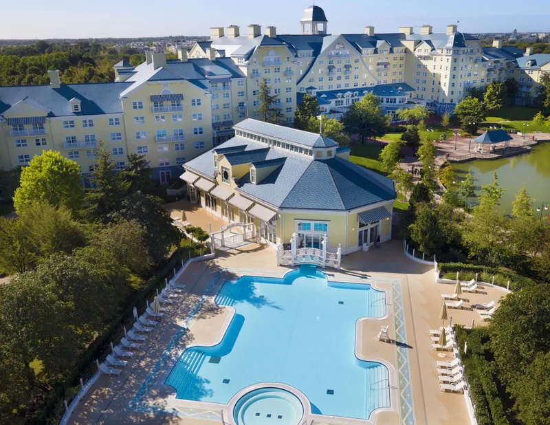 Disney's Newport Bay Club