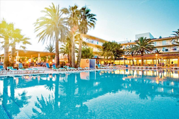 Hotel Club Aguamarina in Arenal d'en Castell - Menorca, Spanje