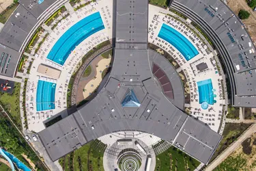 aqua-paradise-hotel (1).jpg