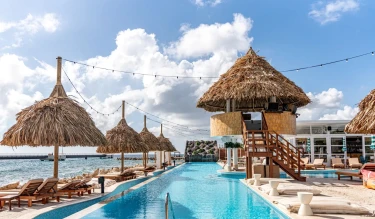 Mangrove Beach Resort 