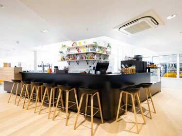 Staycity Aparthotel & Villa Park