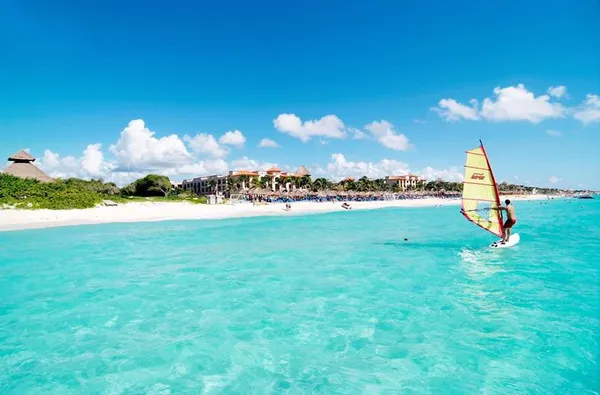 Sandos Playacar Beach Resort & Spa