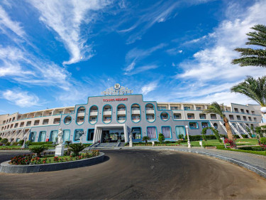 Titanic Aqua Park Resort