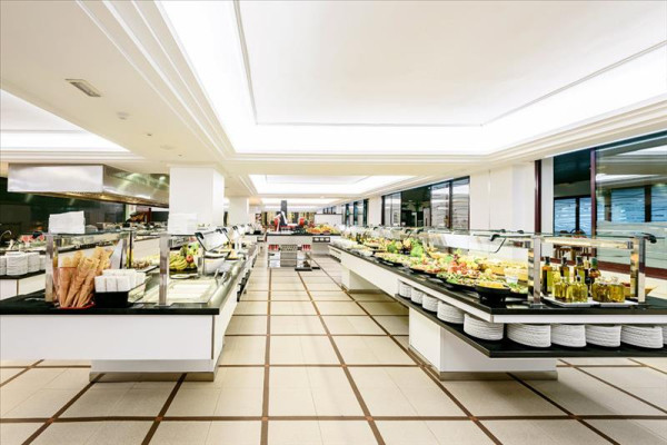 Aparthotel Estival Park - La Pineda