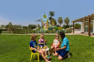 TUI BLUE Side Family Resort