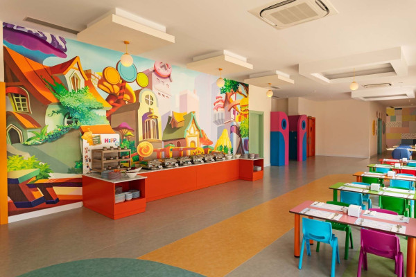 Titanic Mardan Palace 