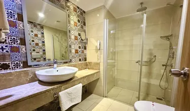 Blue Wave Suite Hotel 