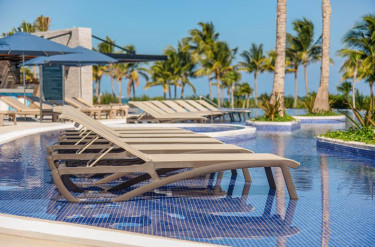 SPLASHWORLD Royalton Splash Riviera Cancun