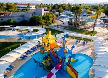 Euphoria Palm Beach Resort