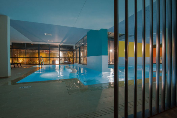 Camping Le Ranolien- binnenzwembad